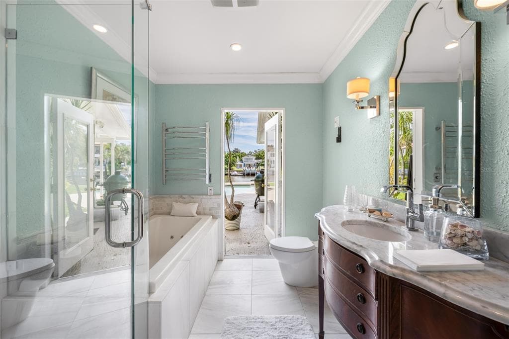 628 RIVIERA DRIVE photo 17