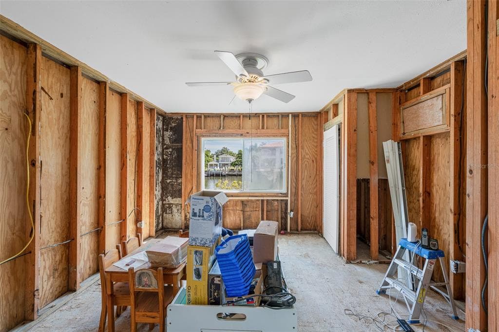 628 RIVIERA DRIVE photo 20