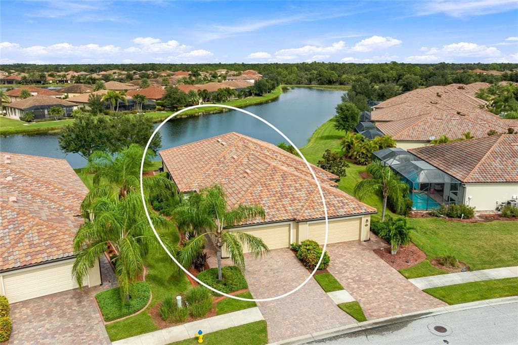 20297 TESORO DR photo 1