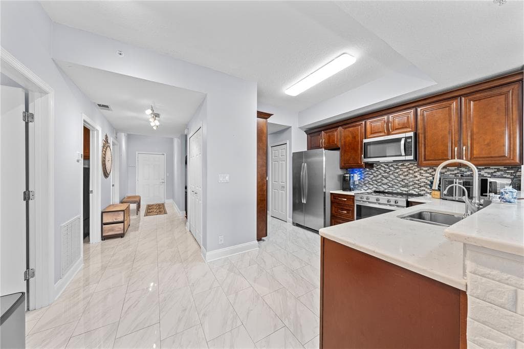 6336 BUFORD STREET 305 photo 22