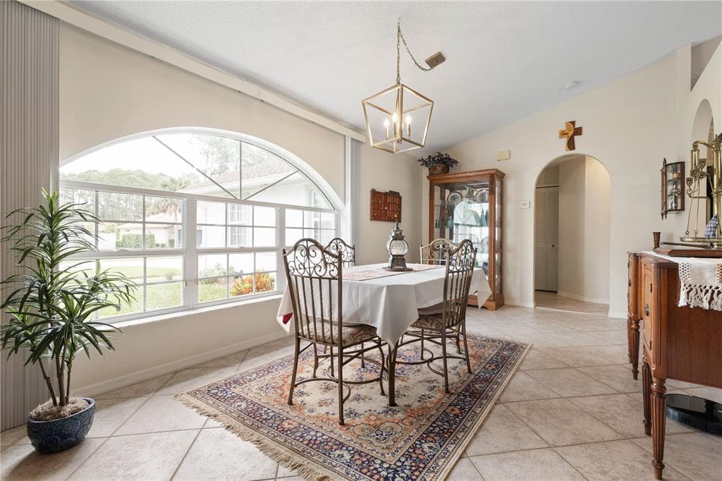 31 BOSTON LANE photo 16