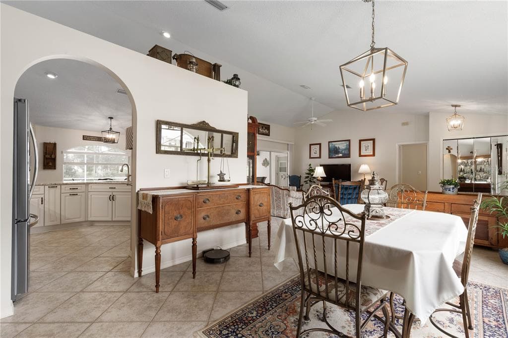 31 BOSTON LANE photo 18