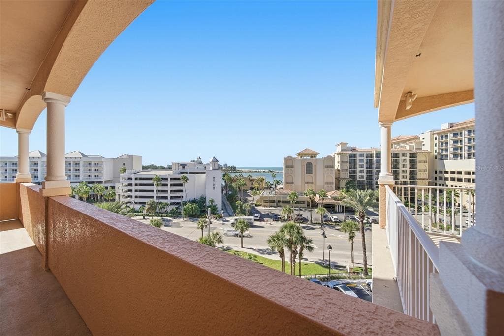 530 S GULFVIEW BOULEVARD 606 photo 4