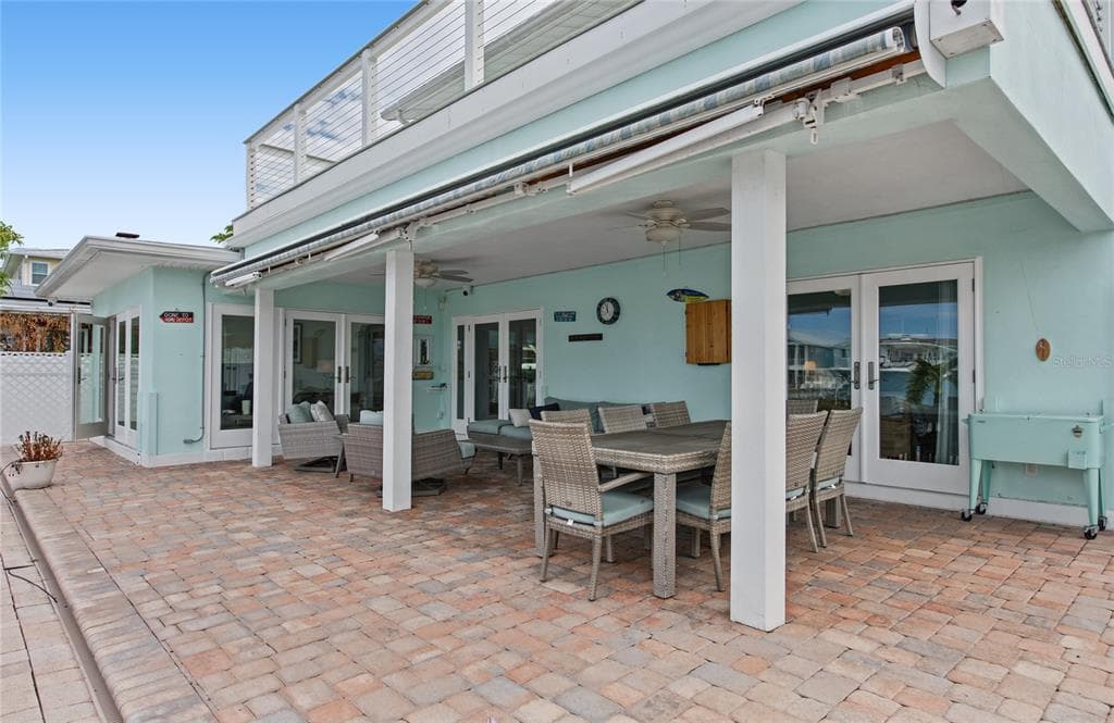544 LILLIAN DRIVE photo 6