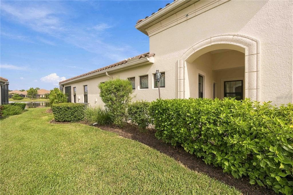 11548 OKALOOSA DRIVE W photo 4