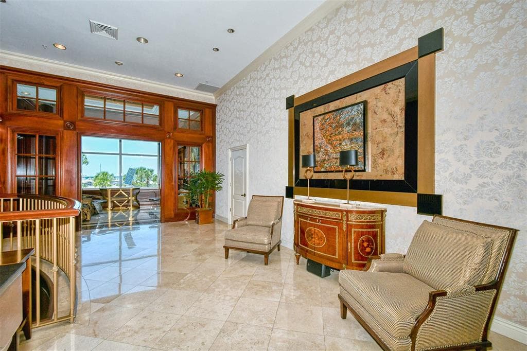 1233 N GULFSTREAM AVENUE 1404 photo 7