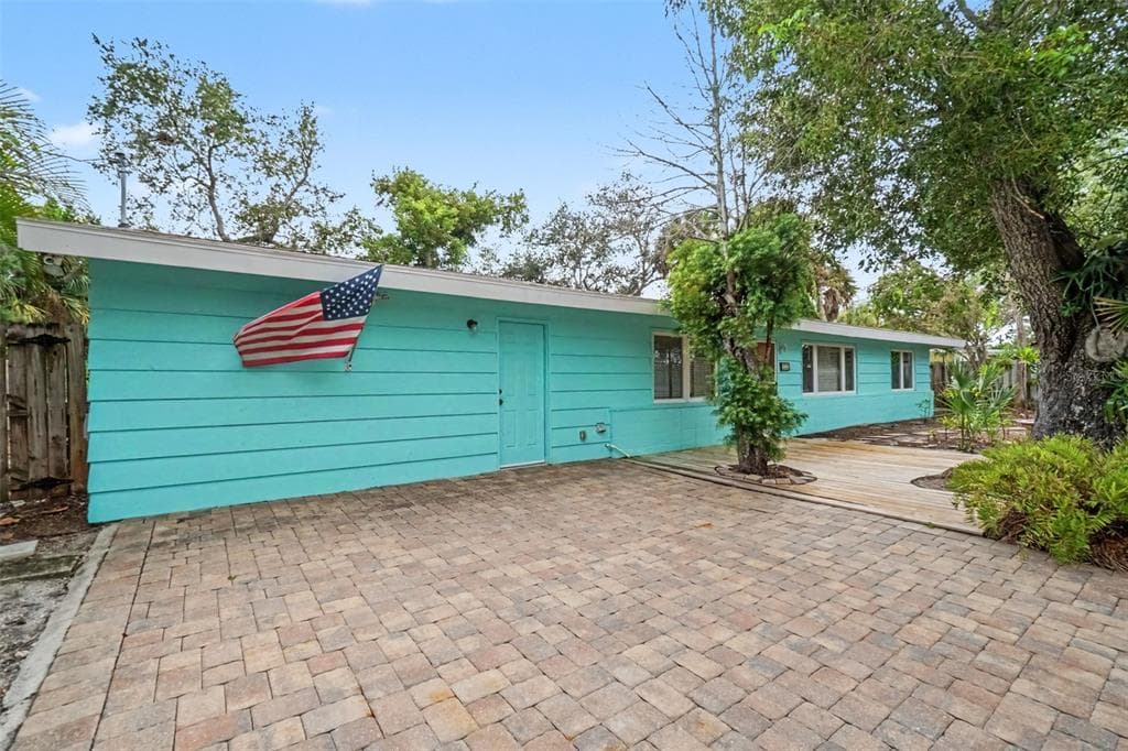 528 RALPH STREET photo 5