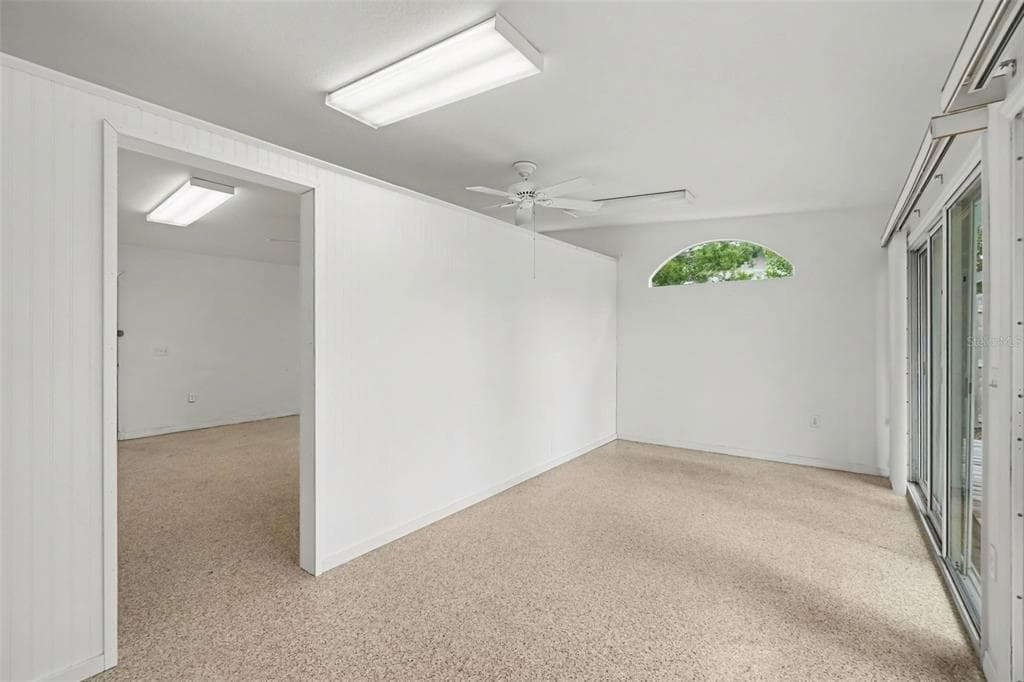 528 RALPH STREET photo 24