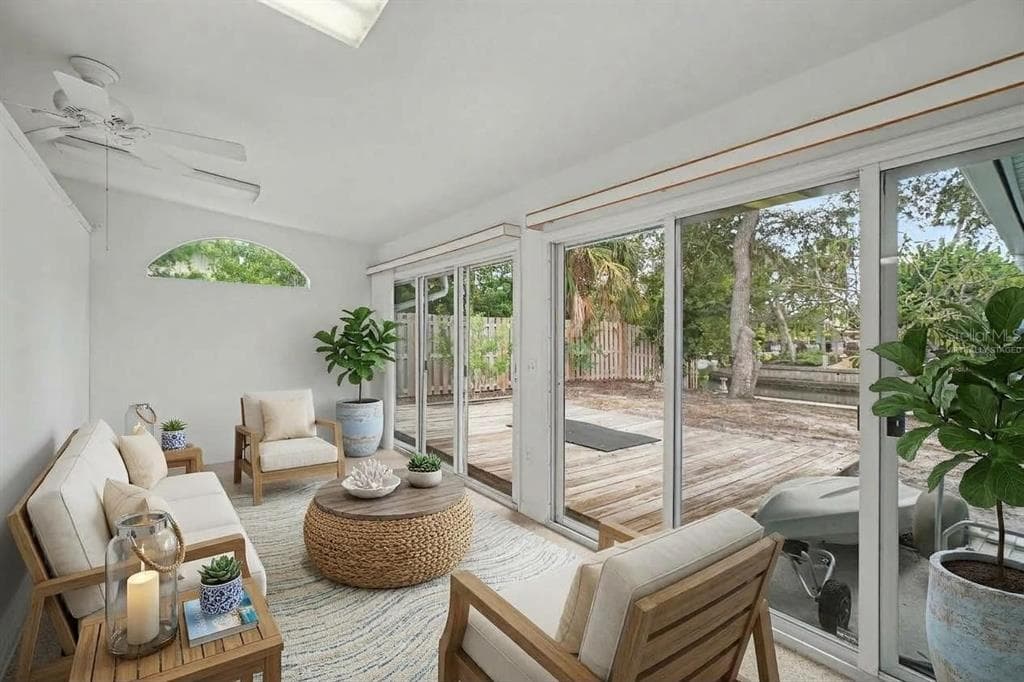 528 RALPH STREET photo 21