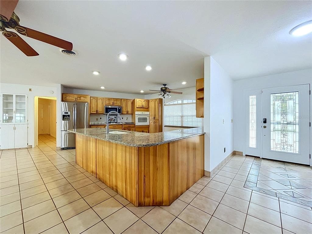 1348 EDGEWATER BEACH DRIVE photo 12