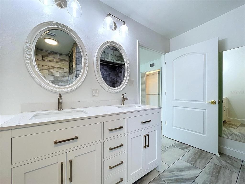 1348 EDGEWATER BEACH DRIVE photo 22