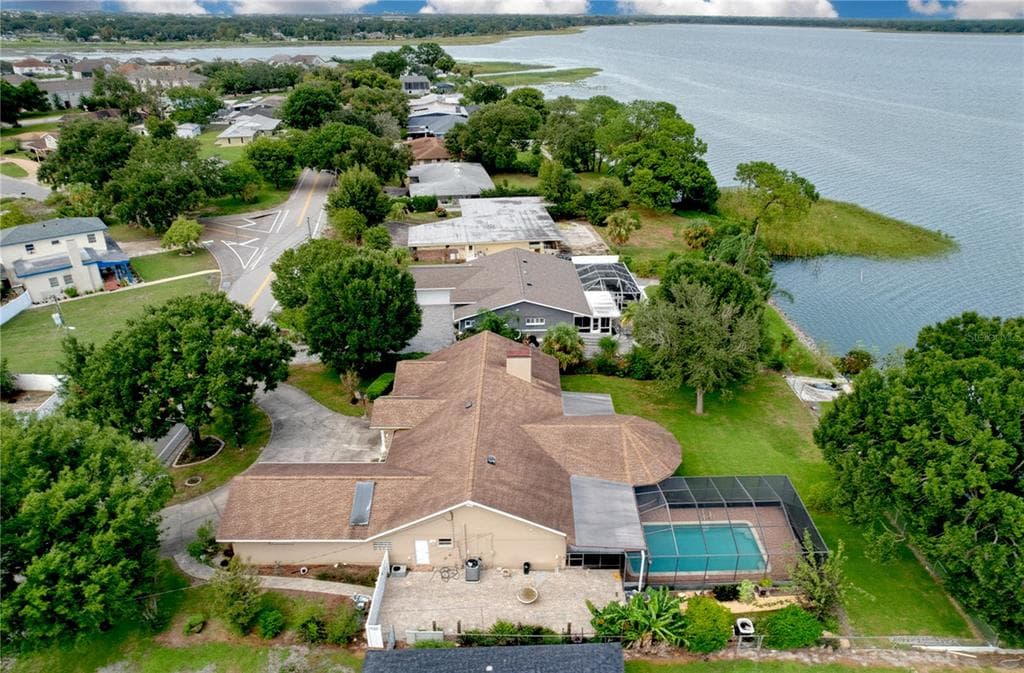 1348 EDGEWATER BEACH DRIVE 1