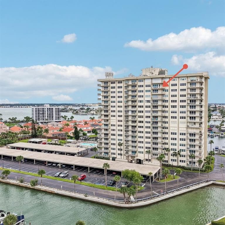 1621 GULF BOULEVARD 1604 photo 3