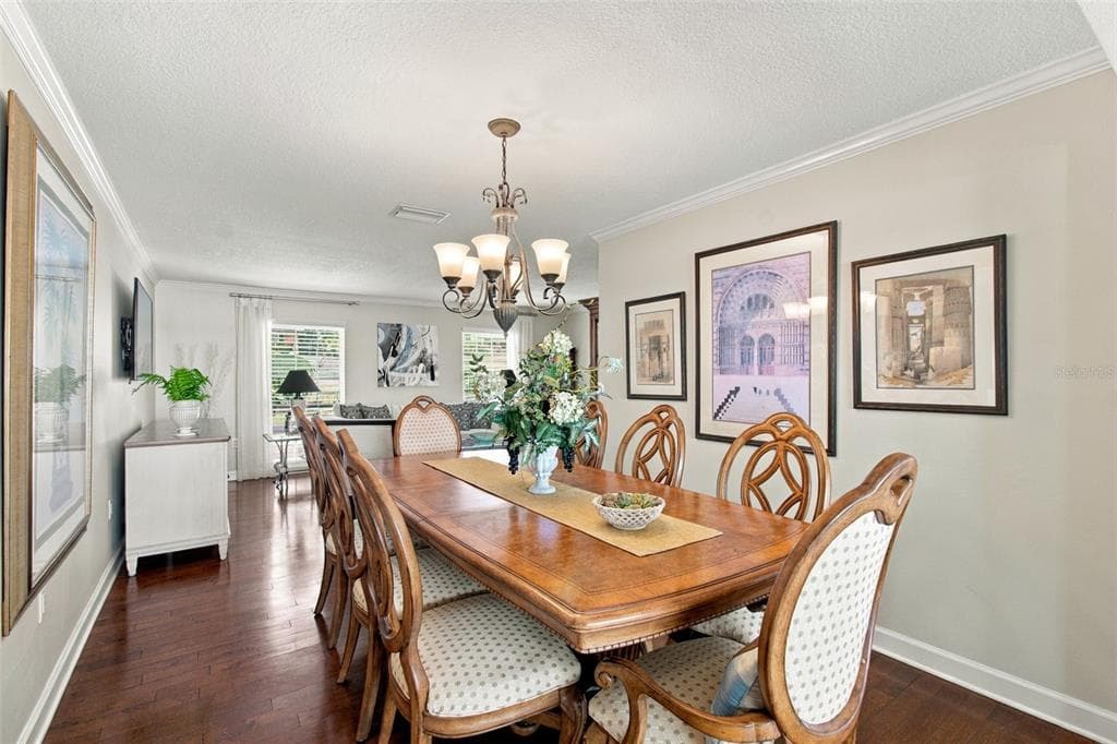 1921 MANOR CIRCLE SE photo 24