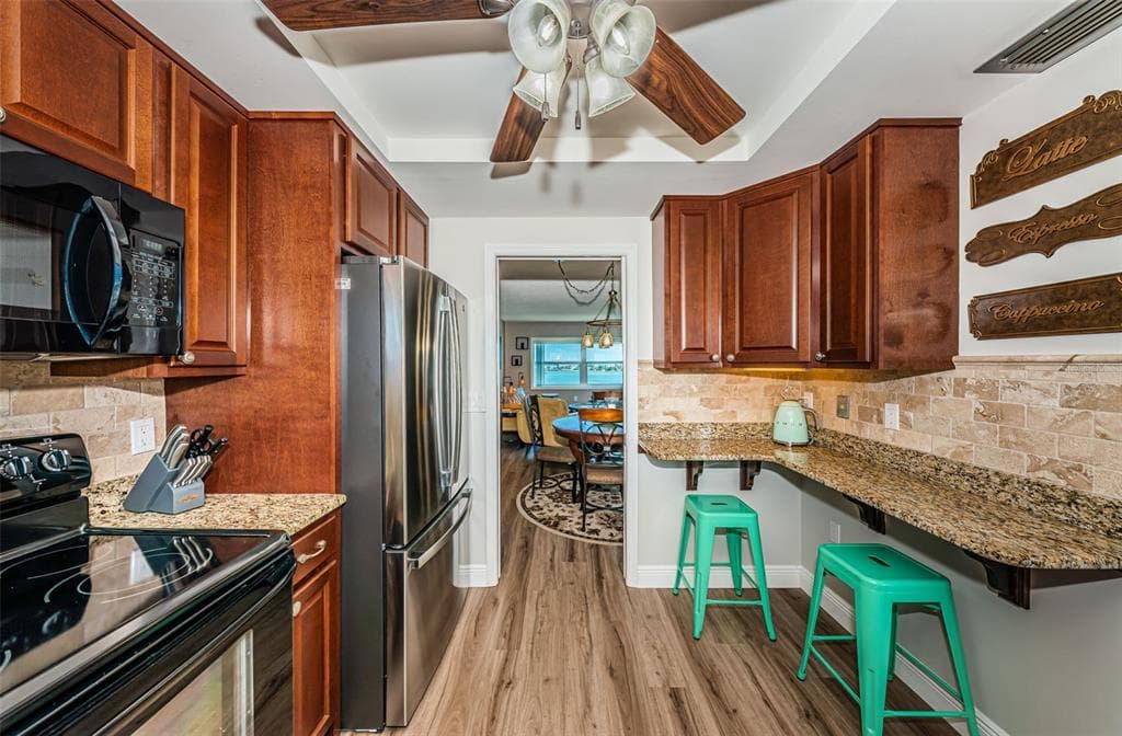 4575 COVE CIRCLE 1003 photo 10