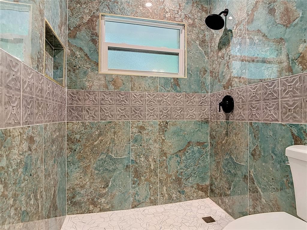 1395 KETTLEDRUM TRAIL photo 22