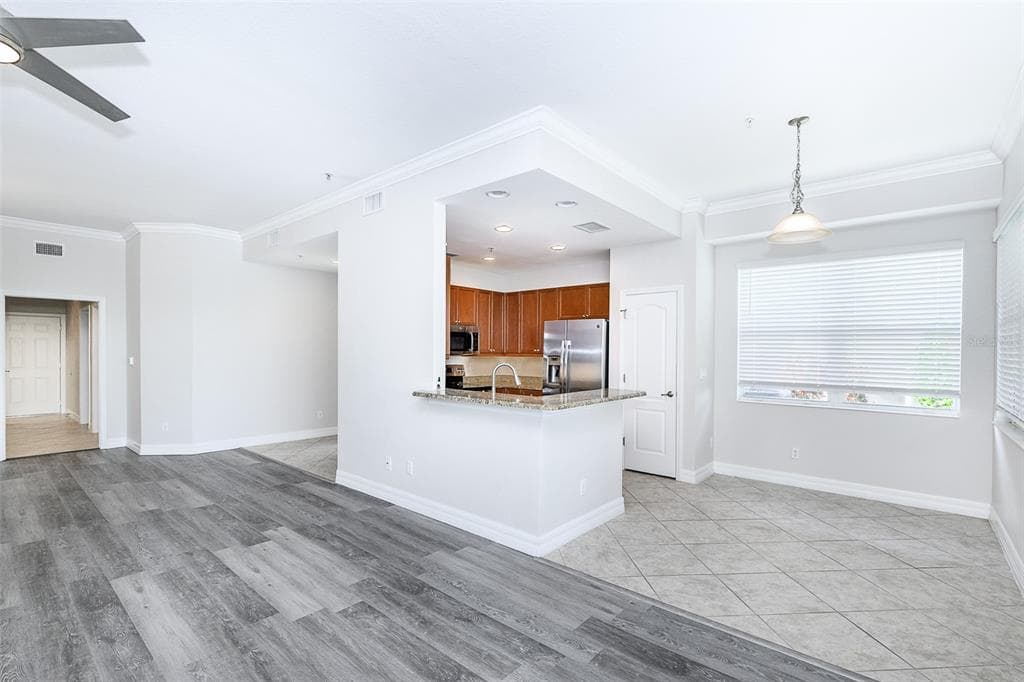 14009 BLACK BEAUTY DRIVE 211 photo 16