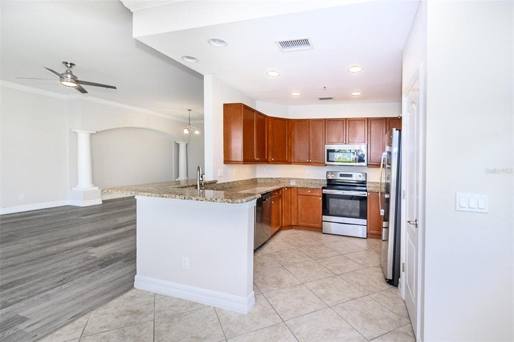 14009 BLACK BEAUTY DRIVE 211 photo 12