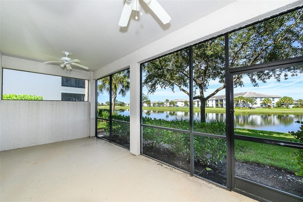 14009 BLACK BEAUTY DRIVE 211 photo 4