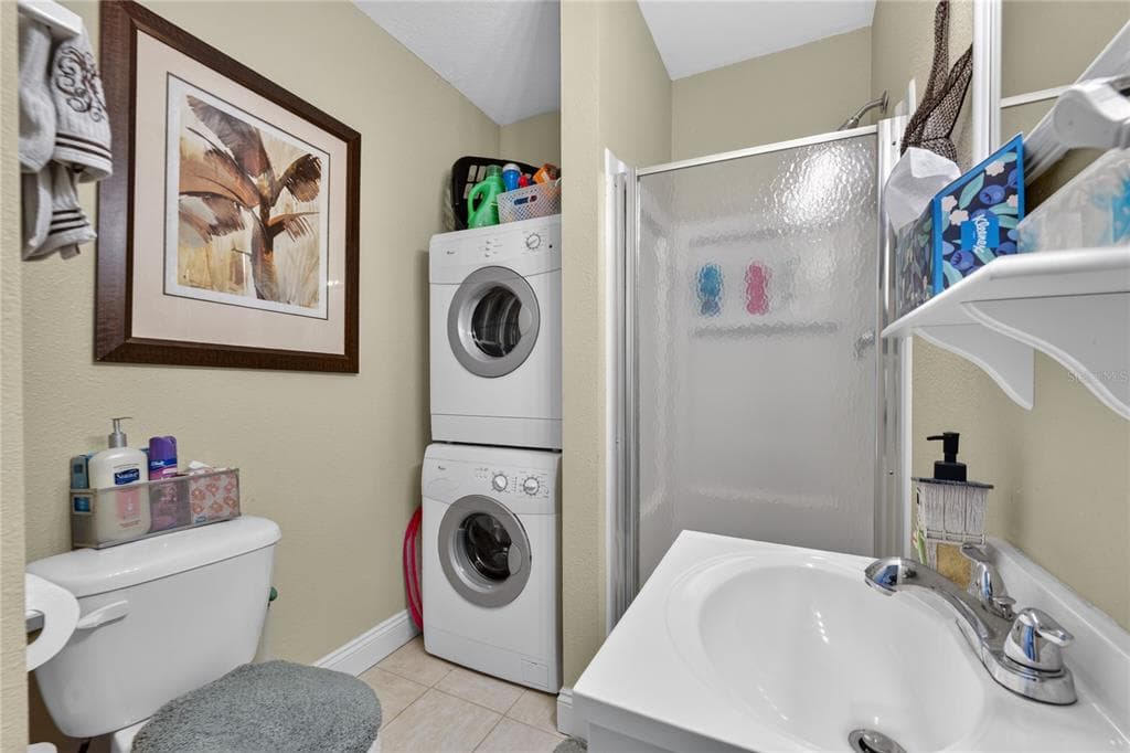 400 LARBOARD WAY 106 photo 23