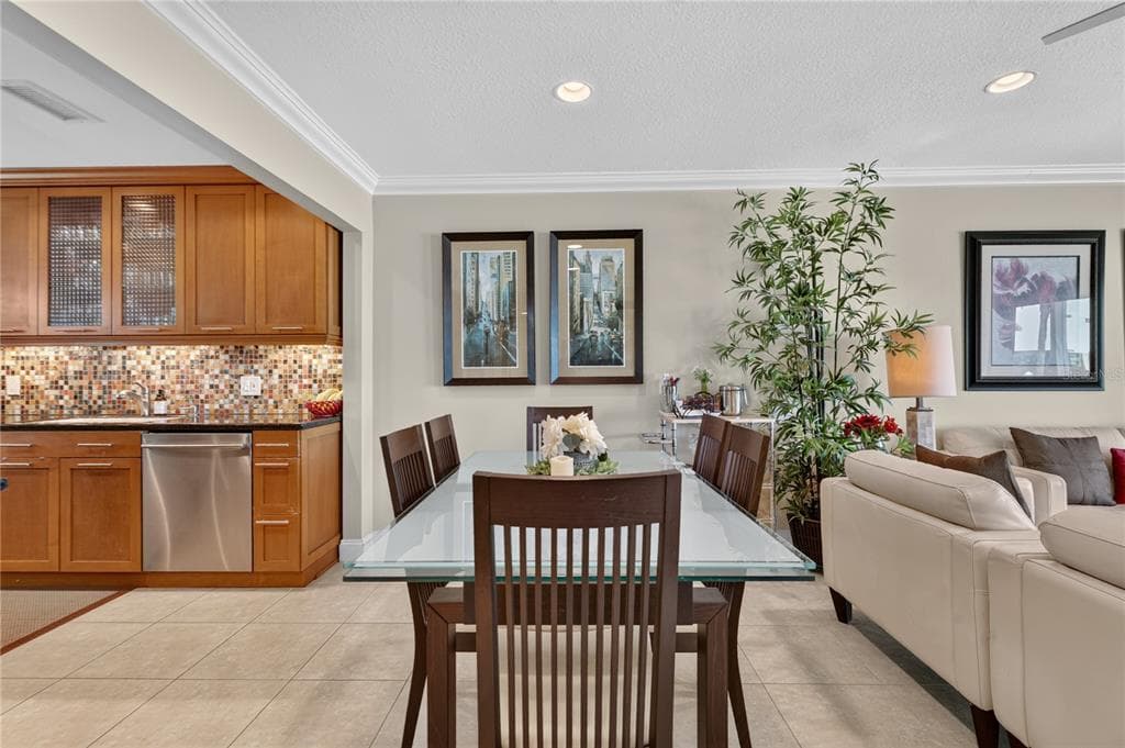 400 LARBOARD WAY 106 photo 19