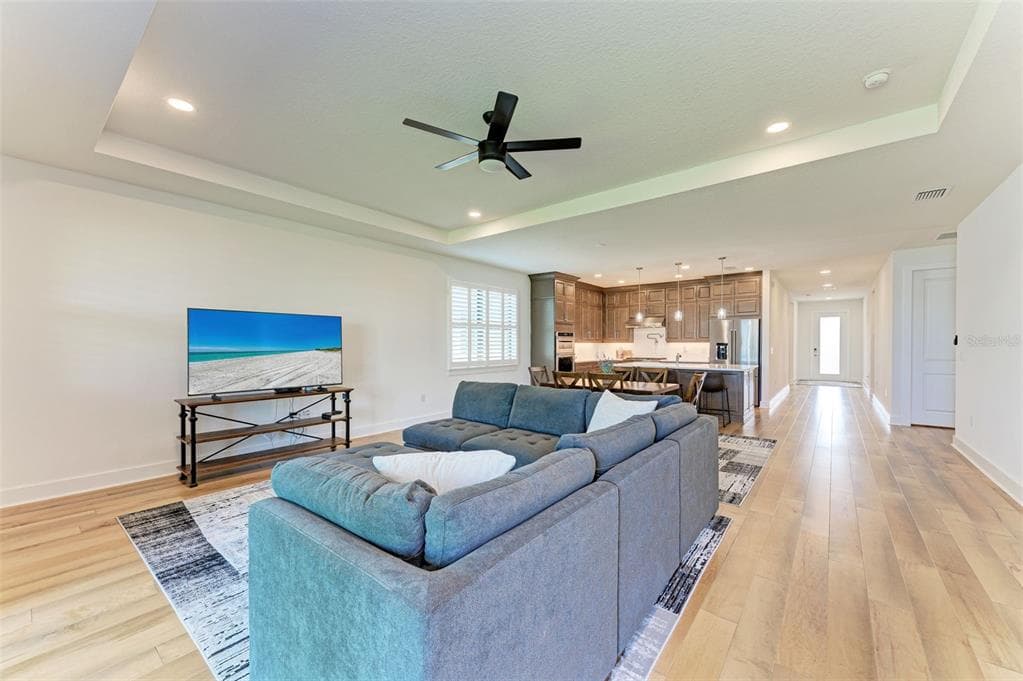 18530 MIDSUMMER PLACE photo 17