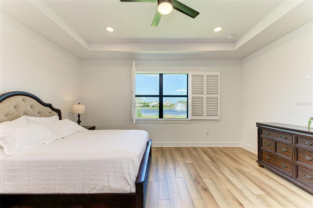18530 MIDSUMMER PLACE photo 22