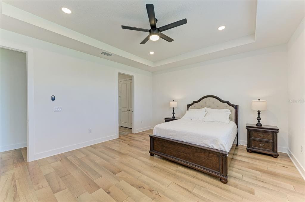 18530 MIDSUMMER PLACE photo 19