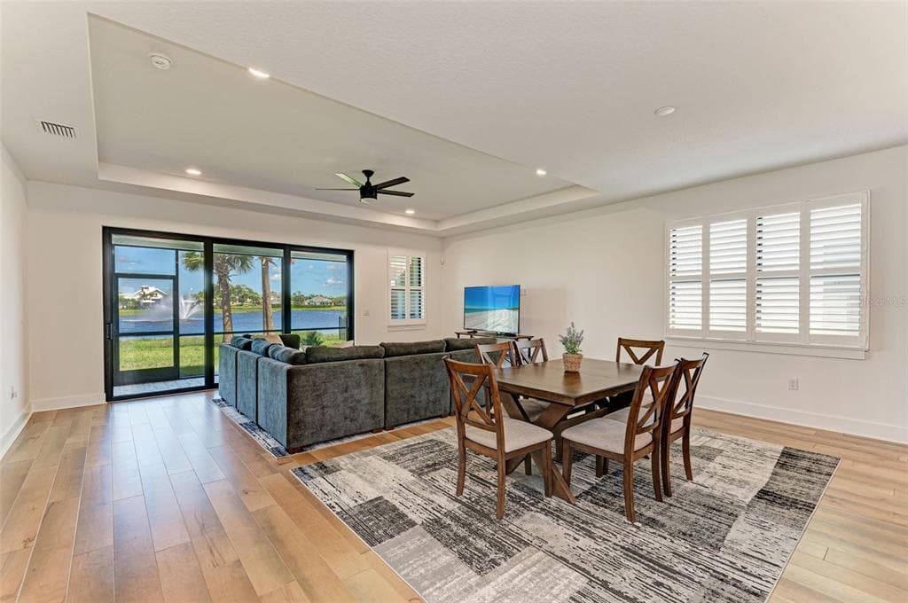 18530 MIDSUMMER PLACE photo 8