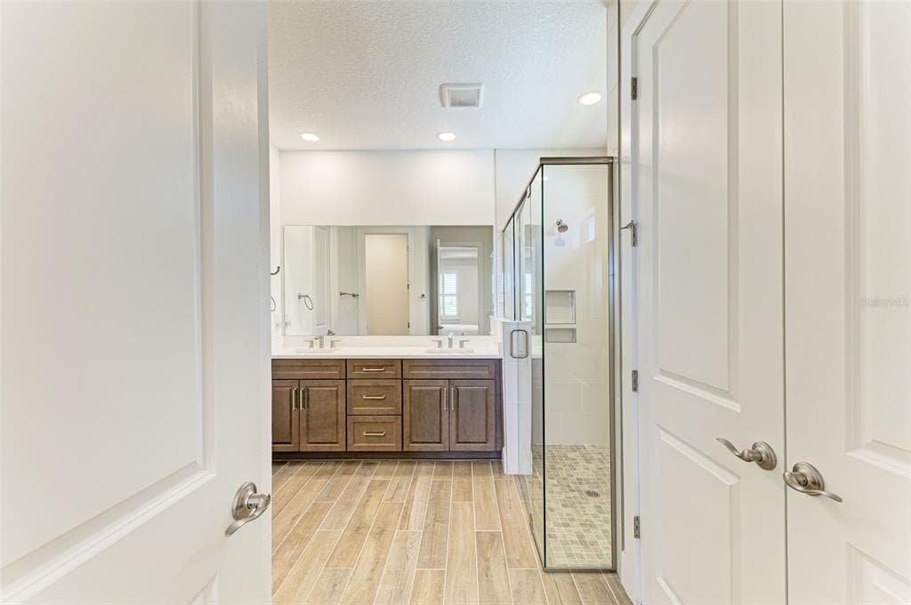 18530 MIDSUMMER PLACE photo 25