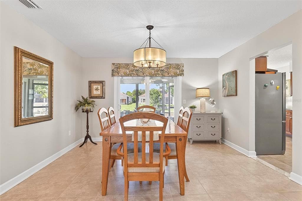 8 FLEMING COURT photo 14