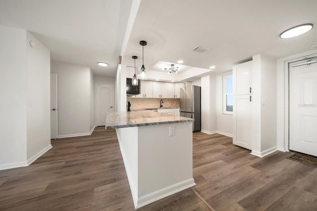 5200 BRITTANY DRIVE S 1503 photo 8
