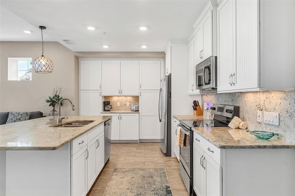 391 ARUBA CIRCLE 203 photo 14