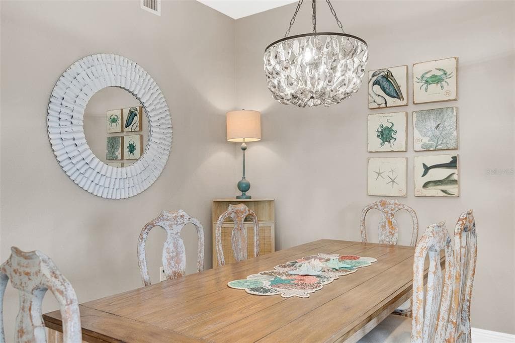 391 ARUBA CIRCLE 203 photo 18
