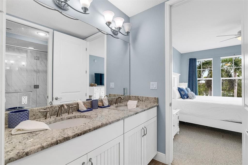 391 ARUBA CIRCLE 203 photo 25
