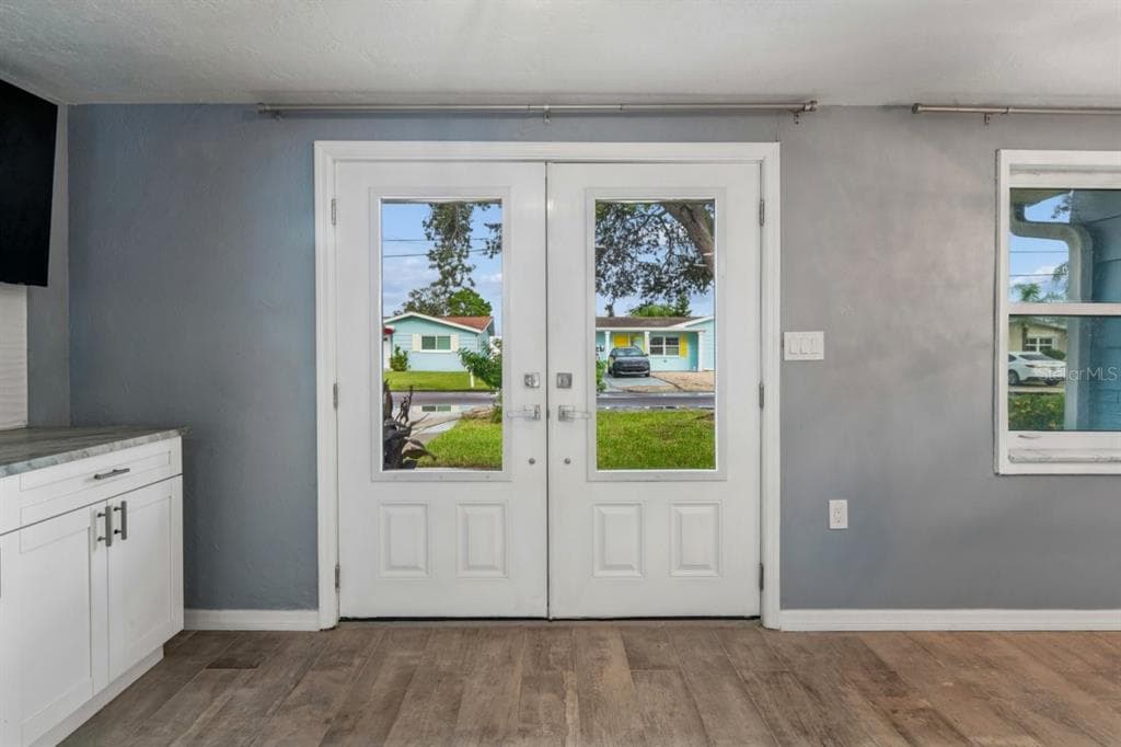 13701 LESLIE DRIVE photo 16