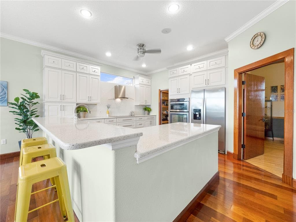 908 BAYSHORE DRIVE photo 9