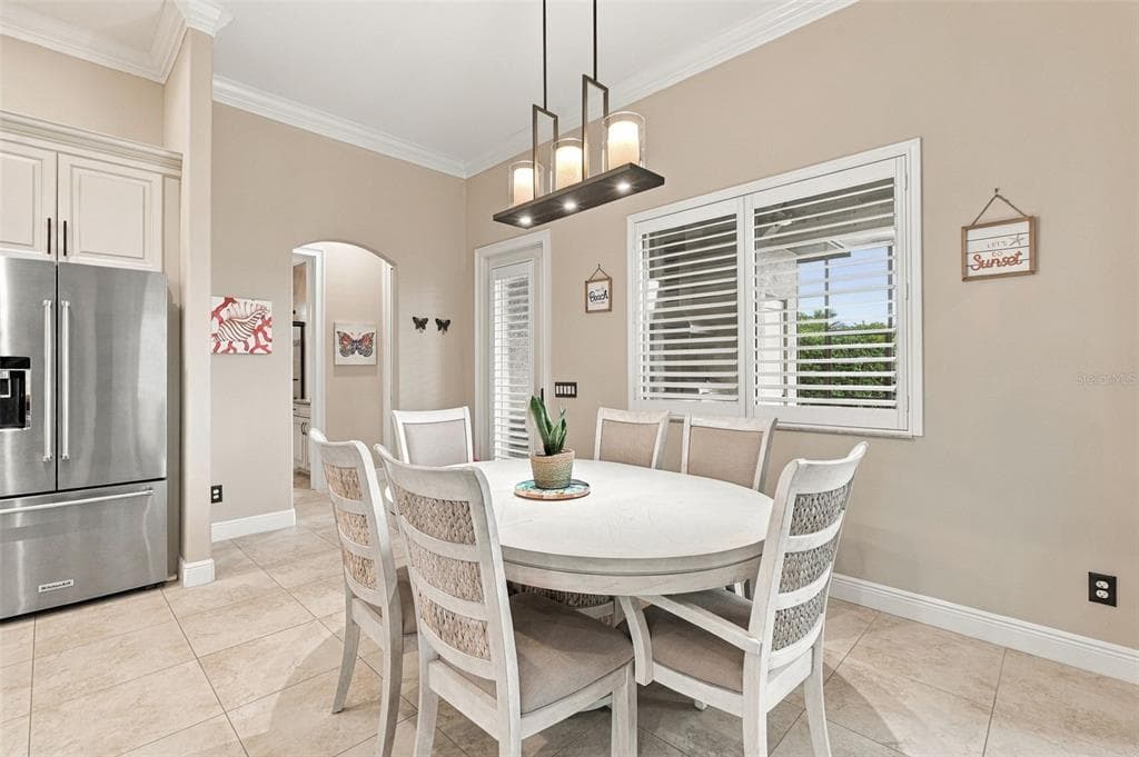 325 SEGOVIA DRIVE photo 13