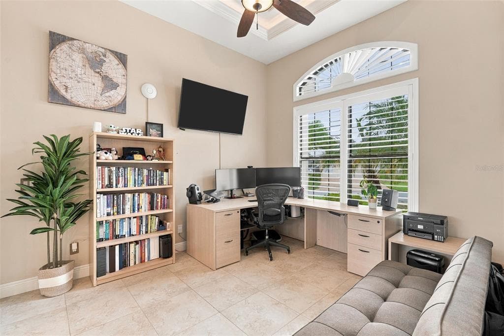 325 SEGOVIA DRIVE photo 24