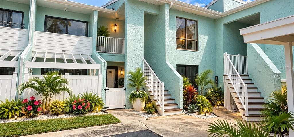 1 WINDRUSH BOULEVARD 83 photo 1