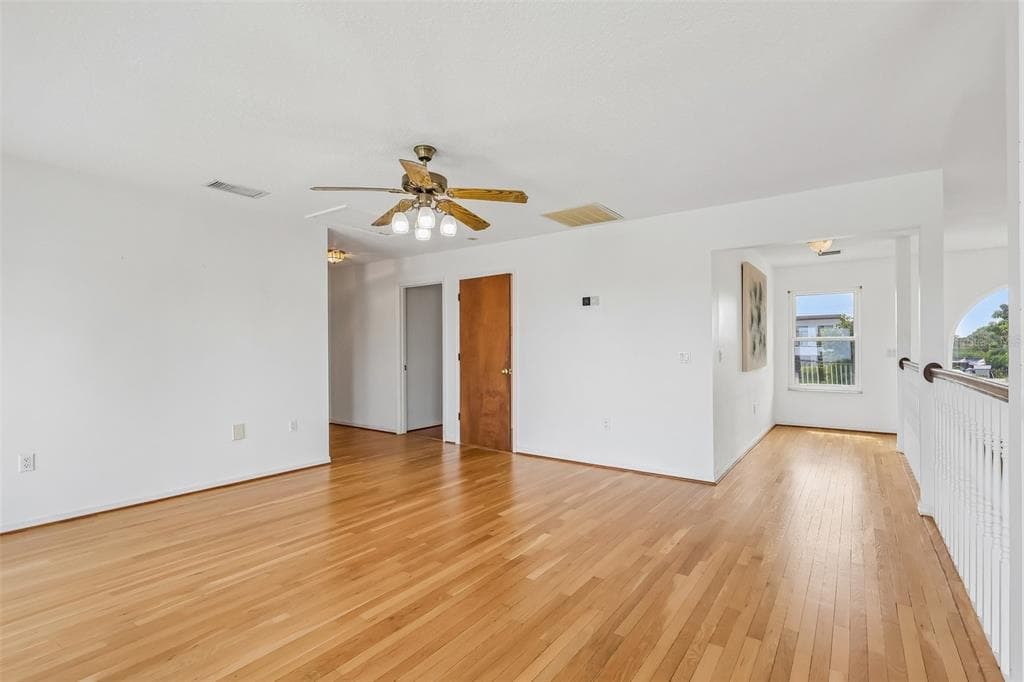 3480 LAKESHORE BOULEVARD photo 22