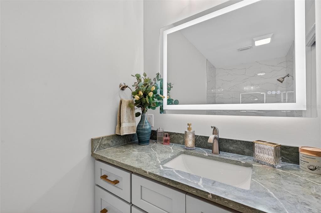 427 BOCA CIEGA POINT BOULEVARD N photo 23