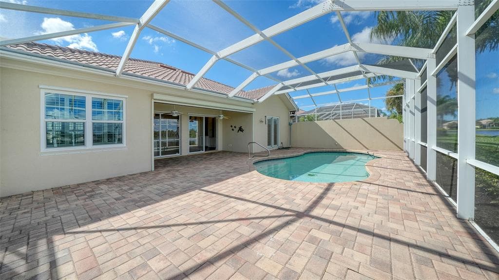 5924 MARIPOSA LANE photo 14