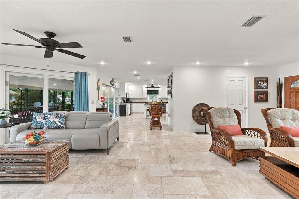 18177 WOLBRETTE CIRCLE photo 9