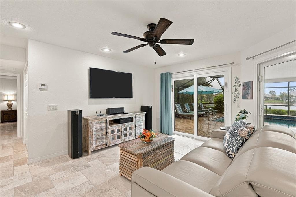 18177 WOLBRETTE CIRCLE photo 21
