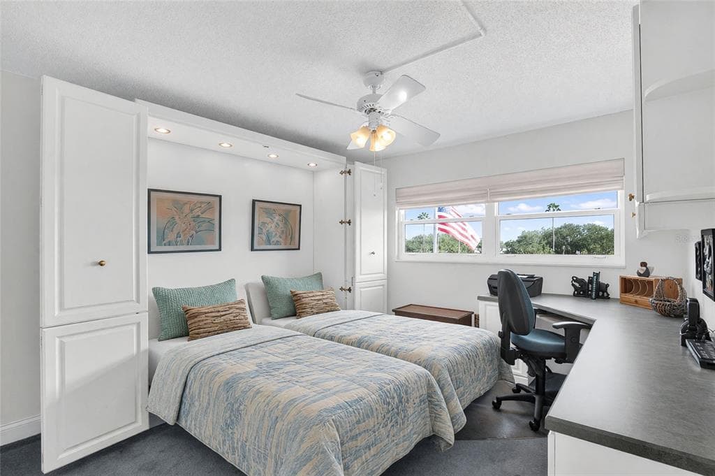 325 N CAUSEWAY C302 photo 17