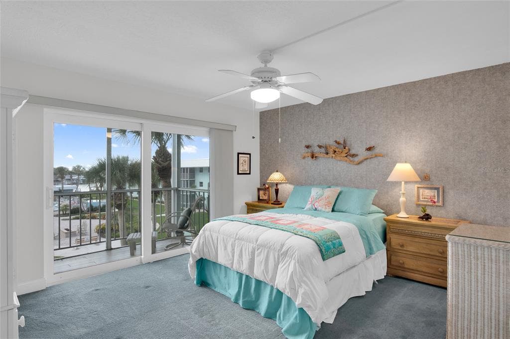325 N CAUSEWAY C302 photo 11
