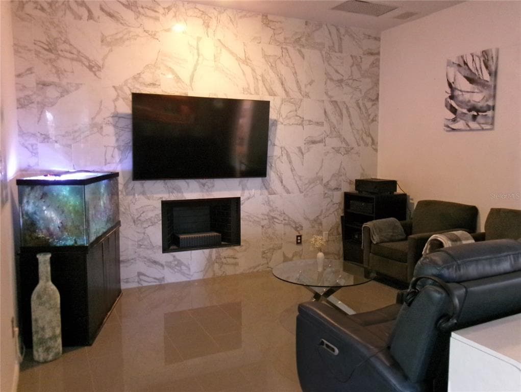 3101 SHINGLE CREEK COURT photo 6