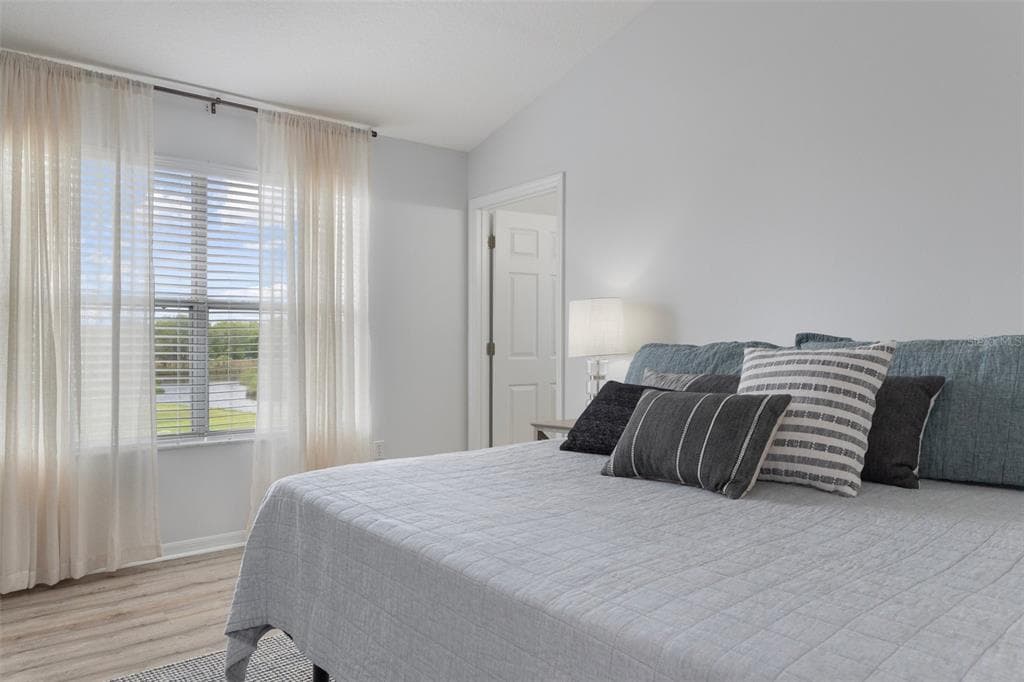 2857 N RIVERS EDGE BOULEVARD 214 photo 24