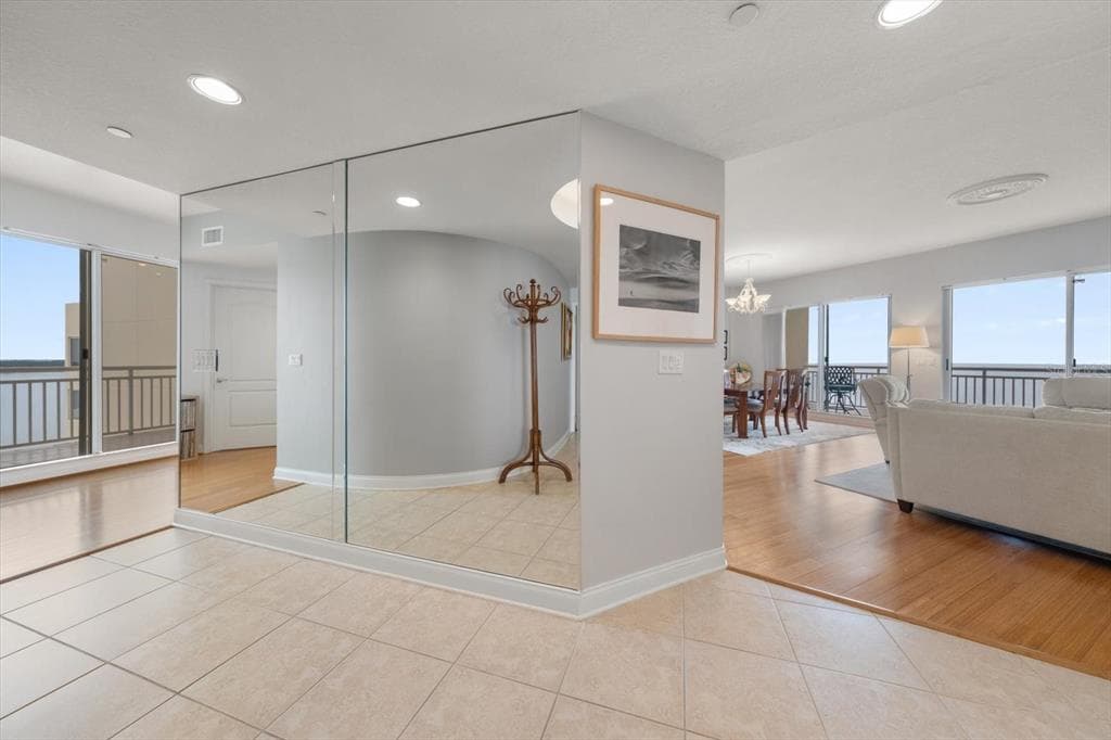 1200 GULF BOULEVARD 1704 photo 4